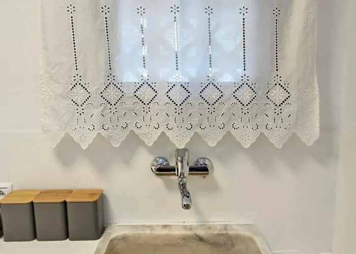 Anamnisi Lejlighed Adamantas