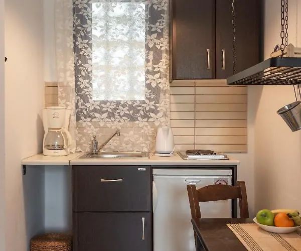 아파트 Anamnisi *