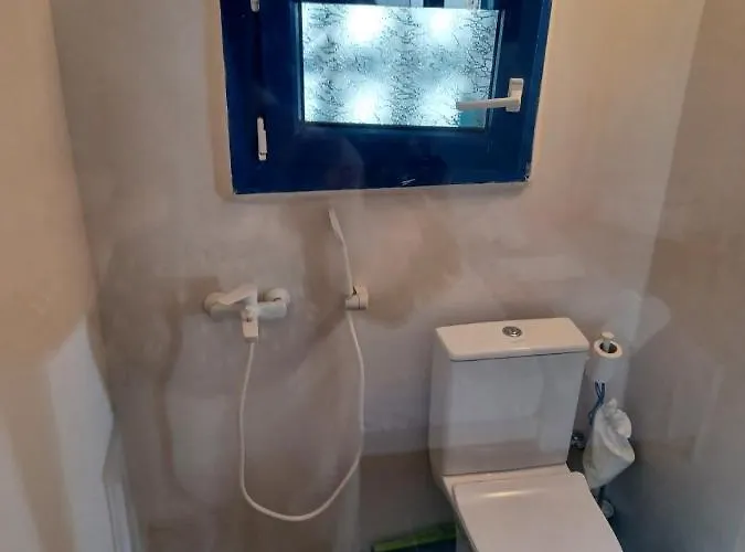 아파트 Anamnisi 아다마스